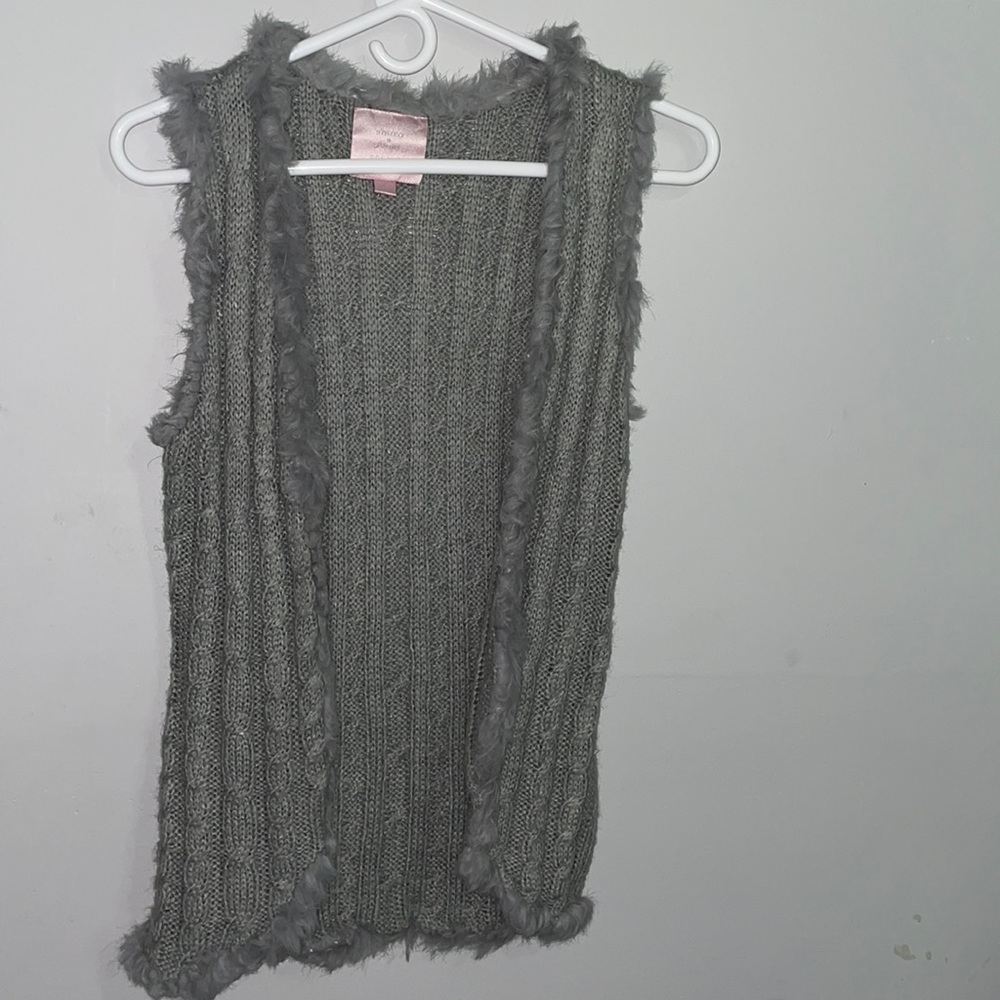 Women gray cardigan